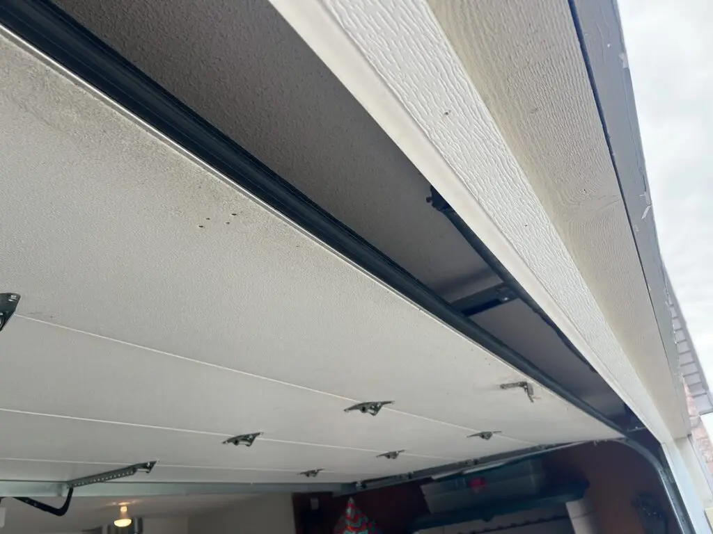 Garage Door Weatherstripping Fort Wayne — fort wayne handyman